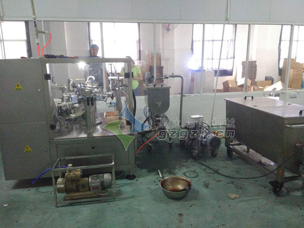 火鍋蘸料包裝機